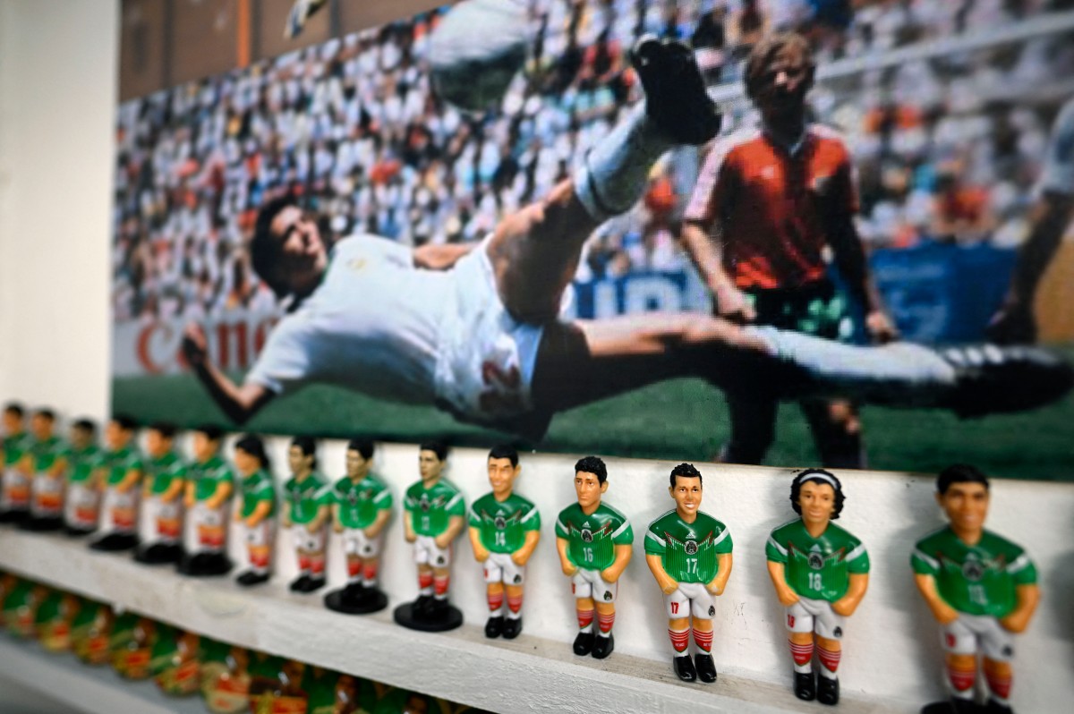 El Mundial de fútbol amenaza el futuro de vendedores callejeros en México El Mundial de fútbol amenaza el futuro de vendedores callejeros en México