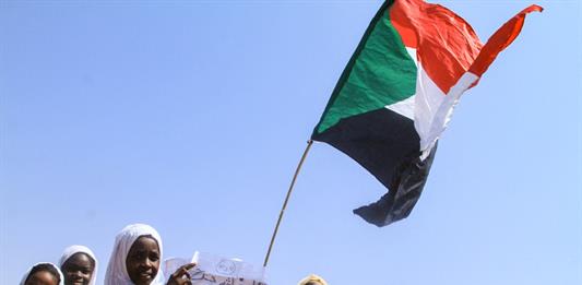 Ministro de Defensa sudanés aboga por seguir luchando tras propuesta de tregua de EEUU