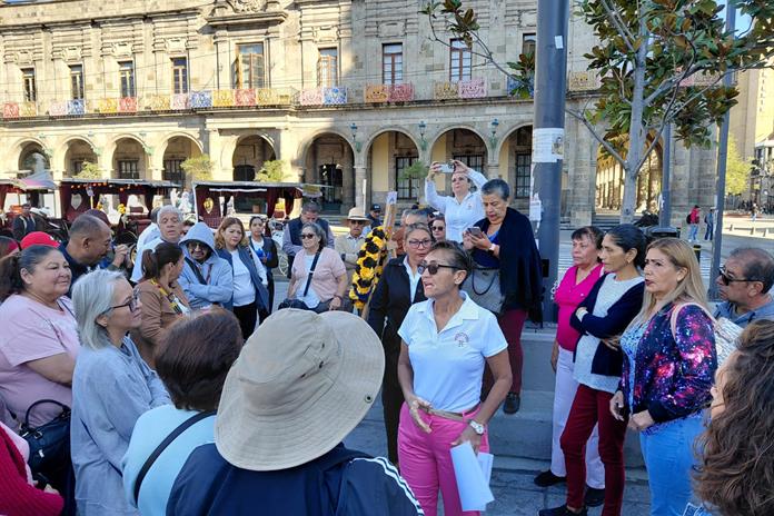 Jubilados y pensionados de Guadalajara anuncian acciones legales contra el municipio Jubilados y pensionados de Guadalajara anuncian acciones legales contra el municipio