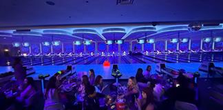 Invitados estrenan las instalaciones del renovado Bolerama Tapatío antes de su reapertura al público