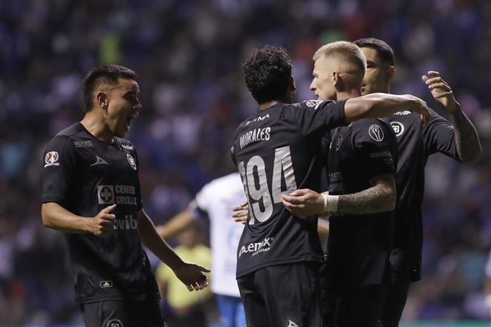 El Cruz Azul defiende su liderato del Apertura ante los Pumas de Keylor Navas El Cruz Azul defiende su liderato del Apertura ante los Pumas de Keylor Navas