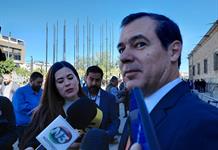 Diego Monraz defiende regulación de grúas y acusa a ex monopolio de buscar desprestigiarlo Diego Monraz defiende regulación de grúas y acusa a ex monopolio de buscar desprestigiarlo