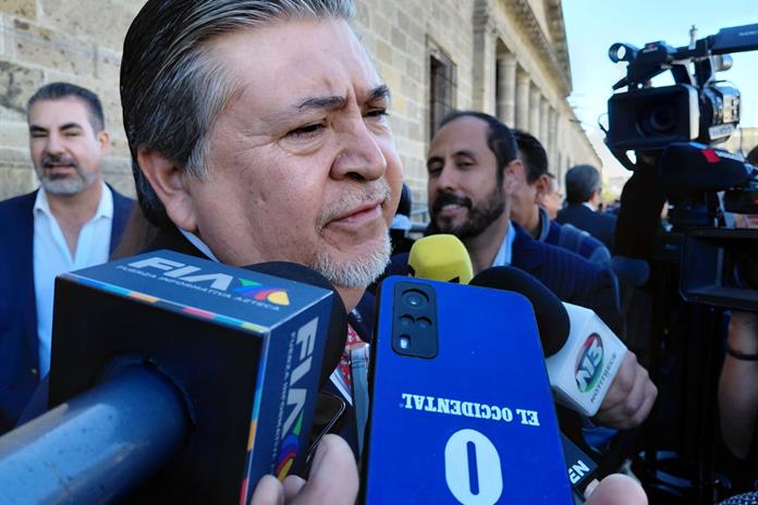 Ante alta demanda, Hacienda analiza extender el cambio de placas hasta 2026 Ante alta demanda, Hacienda analiza extender el cambio de placas hasta 2026