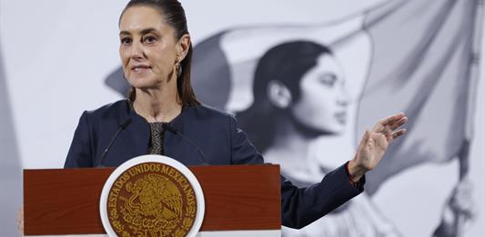 Sheinbaum pedirá a Macron la devolución de códices históricos en su visita a México