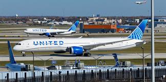 Cientos de vuelos cancelados en EEUU por cierre gubernamental