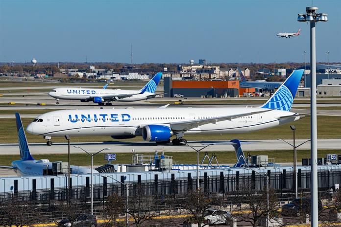 Cientos de vuelos cancelados en EEUU por cierre gubernamental Cientos de vuelos cancelados en EEUU por cierre gubernamental