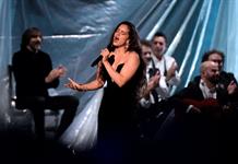 La estrella española Rosalía sube a los cielos con su nuevo álbum Lux La estrella española Rosalía sube a los cielos con su nuevo álbum Lux