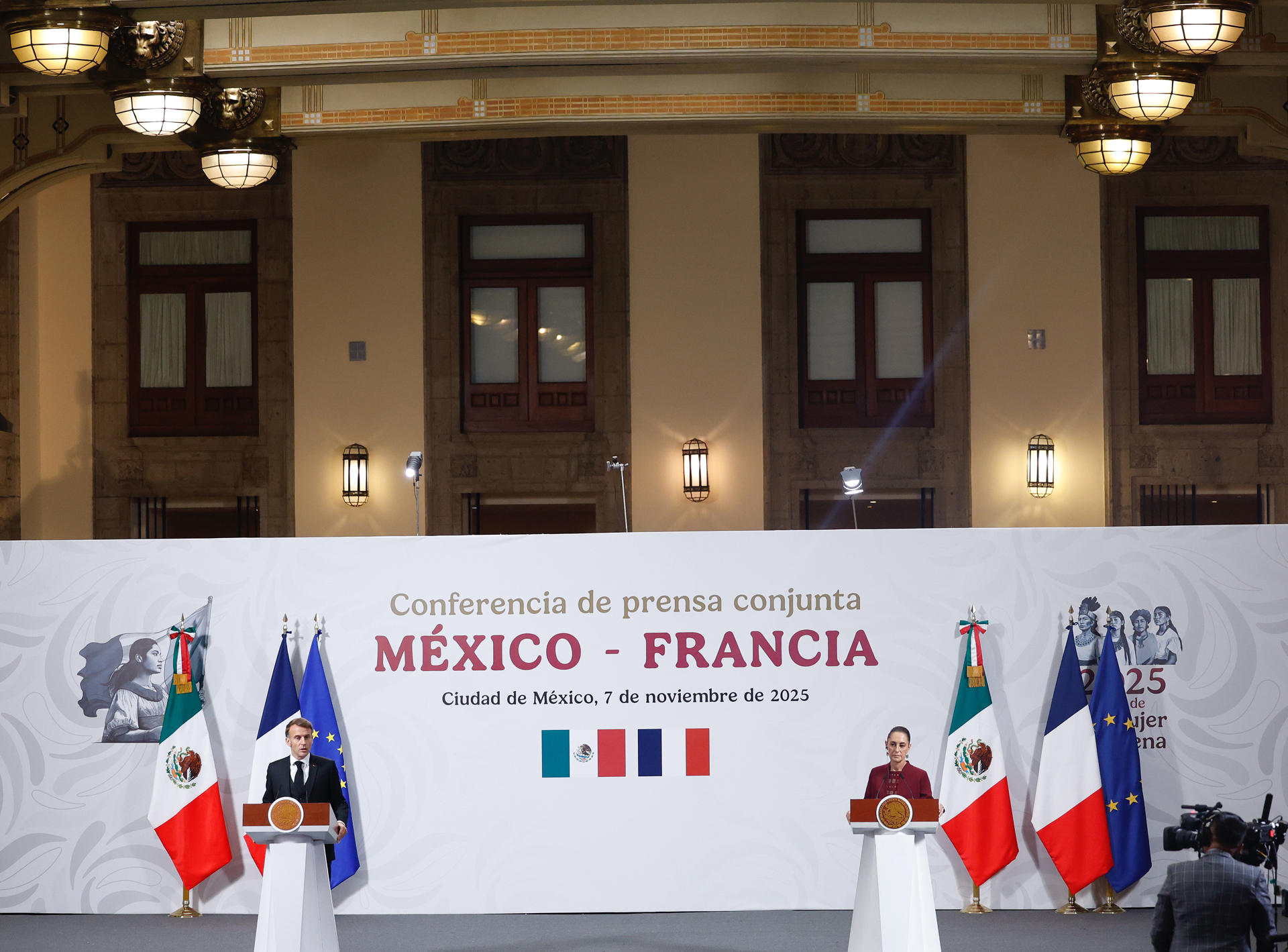 Intercambio de códices y alianza estratégica marcan nueva era de relaciones México-Francia Intercambio de códices y alianza estratégica marcan nueva era de relaciones México-Francia