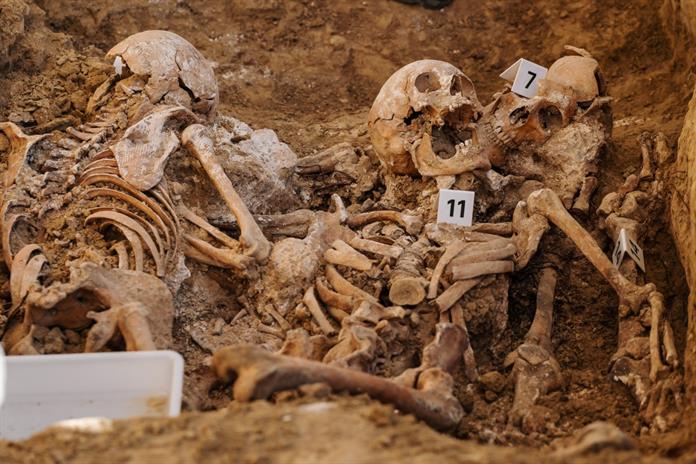 Las fosas comunes eternizan la guerra civil española Las fosas comunes eternizan la guerra civil española