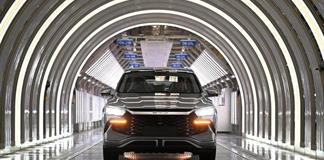 Prevén estancamiento de venta de vehículos ligeros en México en 2026 por incertidumbre global Prevén estancamiento de venta de vehículos ligeros en México en 2026 por incertidumbre global