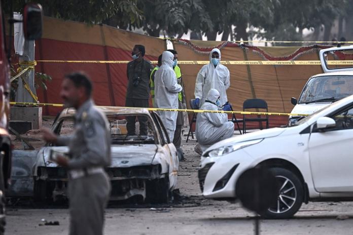 Al menos 12 muertos en un atentado suicida en la capital de Pakistán