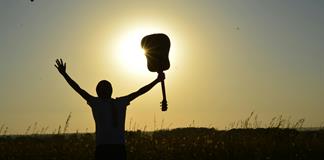 Cantante de música country hecho con IA se posiciona en la cima de listado Billboard Cantante de música country hecho con IA se posiciona en la cima de listado Billboard