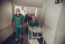 ¿Quiénes serán los más afectados por el aumento en los costos de salud pública en EEUU?