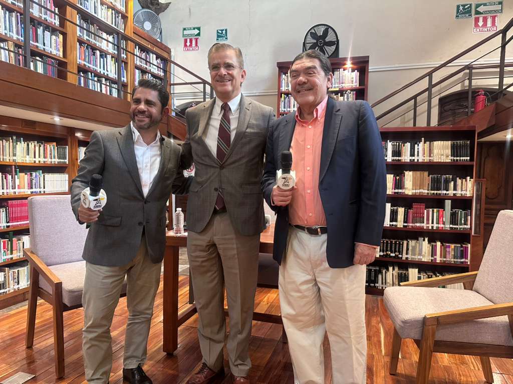 Cien años pienso en ti - Lu. 10 Nov 2025 - Universidad de Guadalajara, el Conflicto de 1933.