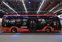 No es un tren. Gobierno de Jalisco presenta los camiones eléctricos de Línea 5