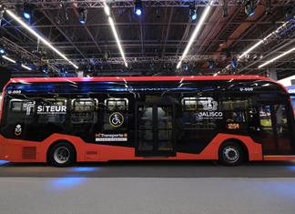 No es un tren. Gobierno de Jalisco presenta los camiones eléctricos de Línea 5 No es un tren. Gobierno de Jalisco presenta los camiones eléctricos de Línea 5