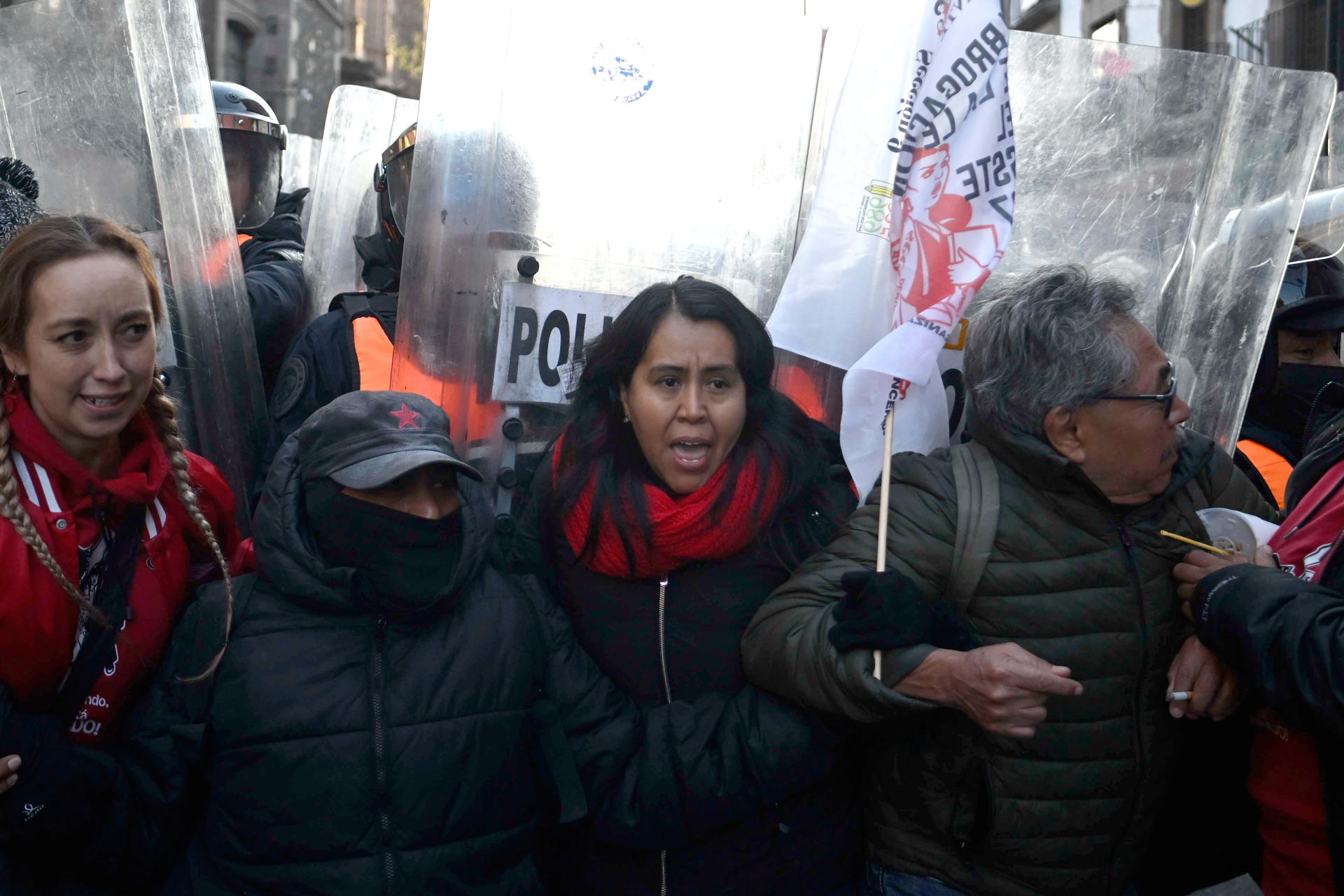 Sheinbaum afirma no entender manifestaciones de maestros CNTE en CDMX Sheinbaum afirma no entender manifestaciones de maestros CNTE en CDMX