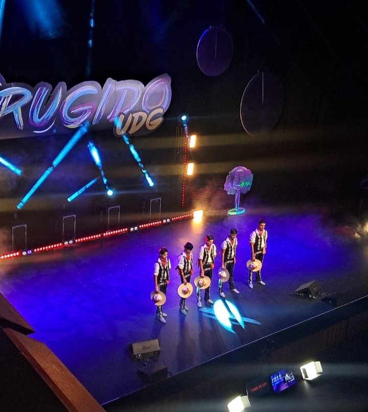 Rugido UDG 2025 corona a Roberto Saucedo Rugido UDG 2025 corona a Roberto Saucedo