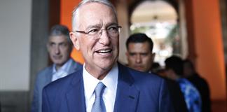 El empresario Ricardo Salinas Pliego es recibido por el presidente salvadoreño Bukele El empresario Ricardo Salinas Pliego es recibido por el presidente salvadoreño Bukele