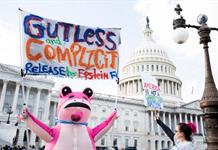 Trump critica a demócratas en caso Epstein y anuncia que quiere investigación federal contra Clinton