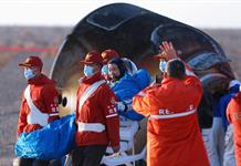 Vuelven a la Tierra tres astronautas chinos tras más de seis meses en el espacio