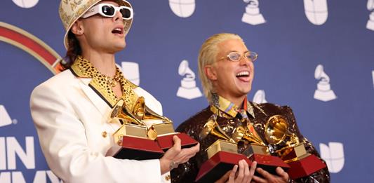 Ca7riel & Paco Amoroso fundirán sus primeros Grammy Latinos para hacerse una cadena
