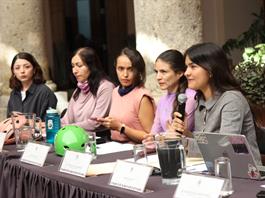 Mujeres ciclistas piden que el C5 vigile las ciclovías y que cese la intimidación vial Mujeres ciclistas piden que el C5 vigile las ciclovías y que cese la intimidación vial