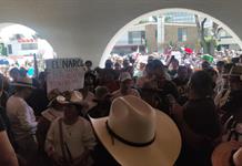 Más de 20 mil marchan en Guadalajara contra la violencia y exigen seguridad para jóvenes Más de 20 mil marchan en Guadalajara contra la violencia y exigen seguridad para jóvenes