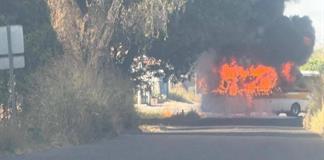 Bloqueos, vehículos incendiados y enfrentamientos: Michoacán vive otra jornada de violencia en sus carreteras Bloqueos, vehículos incendiados y enfrentamientos: Michoacán vive otra jornada de violencia en sus carreteras