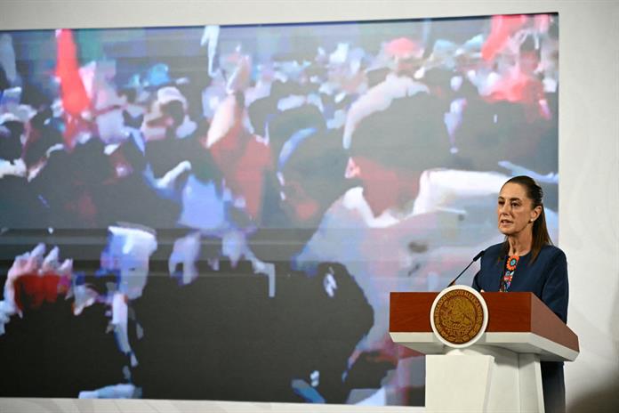 Sheinbaum acusa a oposición y grupos violentos tras choques en protesta Sheinbaum acusa a oposición y grupos violentos tras choques en protesta