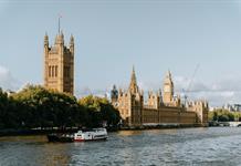 Gobierno británico presenta reforma para endurecer política de asilo e inmigración Gobierno británico presenta reforma para endurecer política de asilo e inmigración