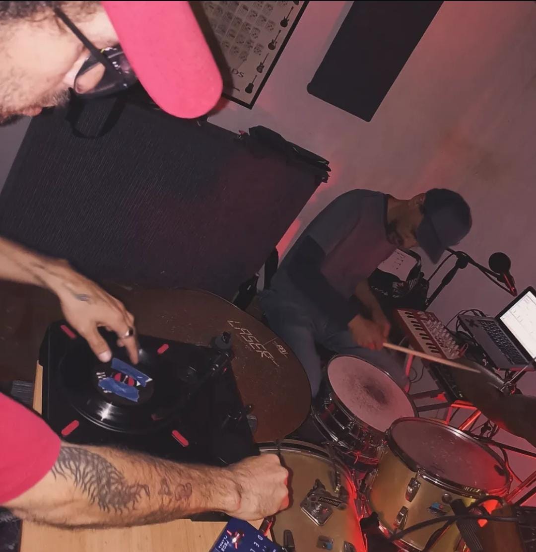 SLZR celebrará con una sesión en vivo 15 años de música y experimentos con la tecnología SLZR celebrará con una sesión en vivo 15 años de música y experimentos con la tecnología