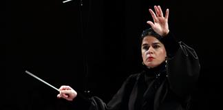 Primera directora de una orquesta en Irán rompe barreras Primera directora de una orquesta en Irán rompe barreras