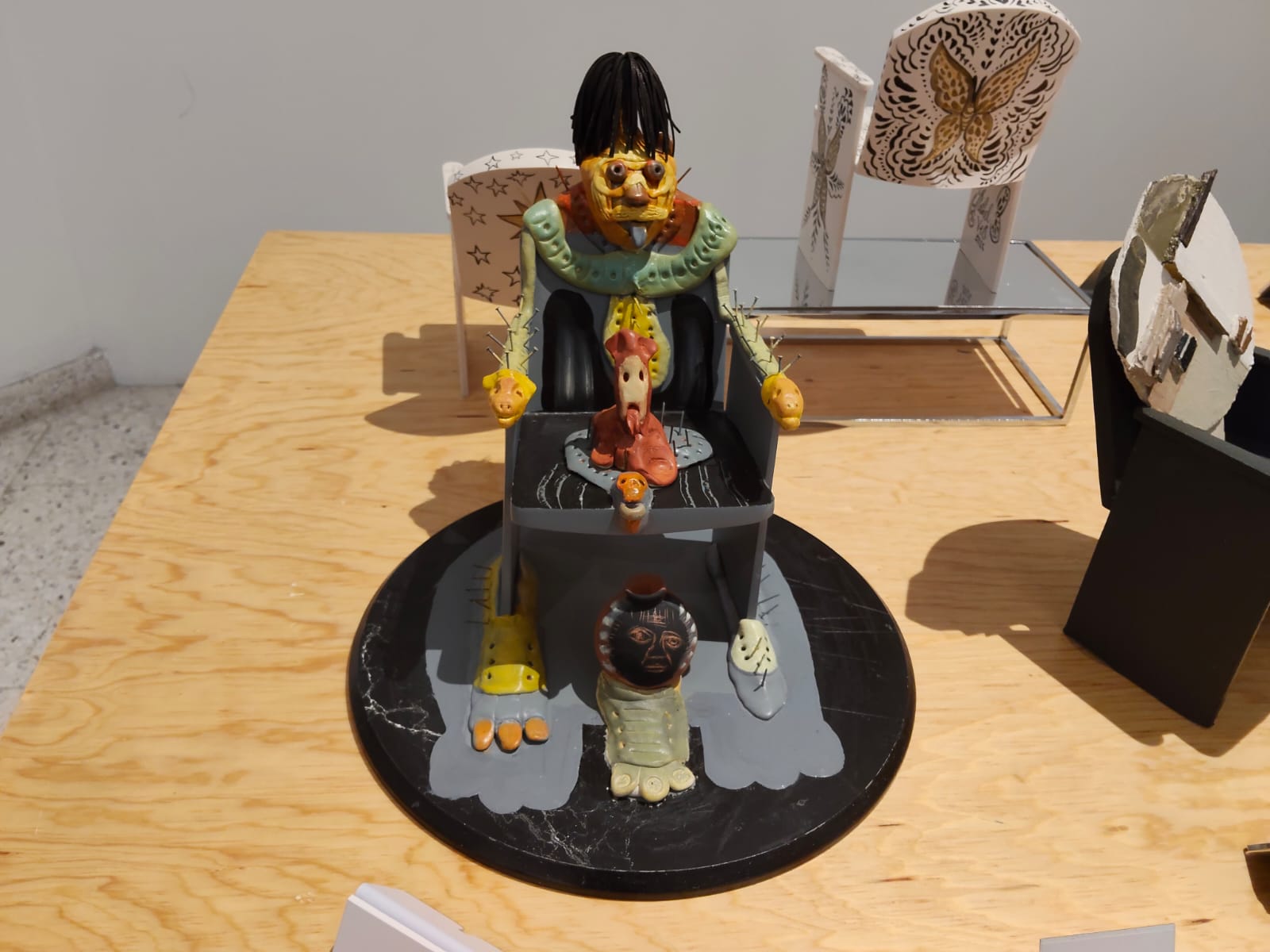 Artistas diseñan y exponen las butacas de los Premios del Público a las Artes Escénicas en el MUSA