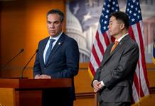 Cámara de Representantes de EEUU vota a favor de publicar archivos de Epstein