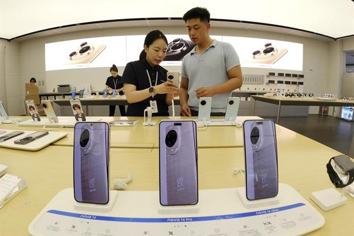 Persisten grandes brechas digitales mientras la población conectada a internet asciende a 6.000 millones, según UIT Persisten grandes brechas digitales mientras la población conectada a internet asciende a 6.000 millones, según UIT