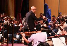 La OFJ presenta estrenos latinoamericanos bajo la batuta de Eddie Mora