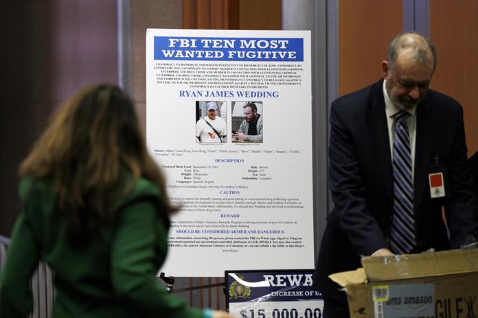 EE.UU. aumenta recompensa por el arresto de exolímpico de Canadá acusado de narcotráfico EE.UU. aumenta recompensa por el arresto de exolímpico de Canadá acusado de narcotráfico