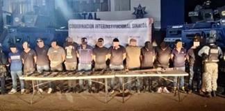 Autoridades capturan a 14 personas armadas en hotel de Navolato, Sinaloa