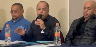 Ahora son los grulleros regulados quienes exigen frenar unidades "pirata" y piden mesa de trabajo a Setran Ahora son los grulleros regulados quienes exigen frenar unidades "pirata" y piden mesa de trabajo a Setran