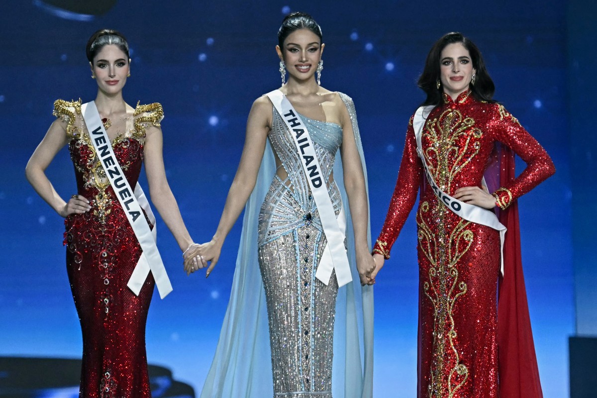 México se corona Miss Universo en medio de apoyo feminista tras altercado con organizador
