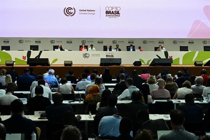 COP30 en Belém: países critican borrador y bloquean salida de combustibles fósiles COP30 en Belém: países critican borrador y bloquean salida de combustibles fósiles