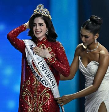 Claudia Sheinbaum felicita a Fátima Bosch tras ganar Miss Universo
