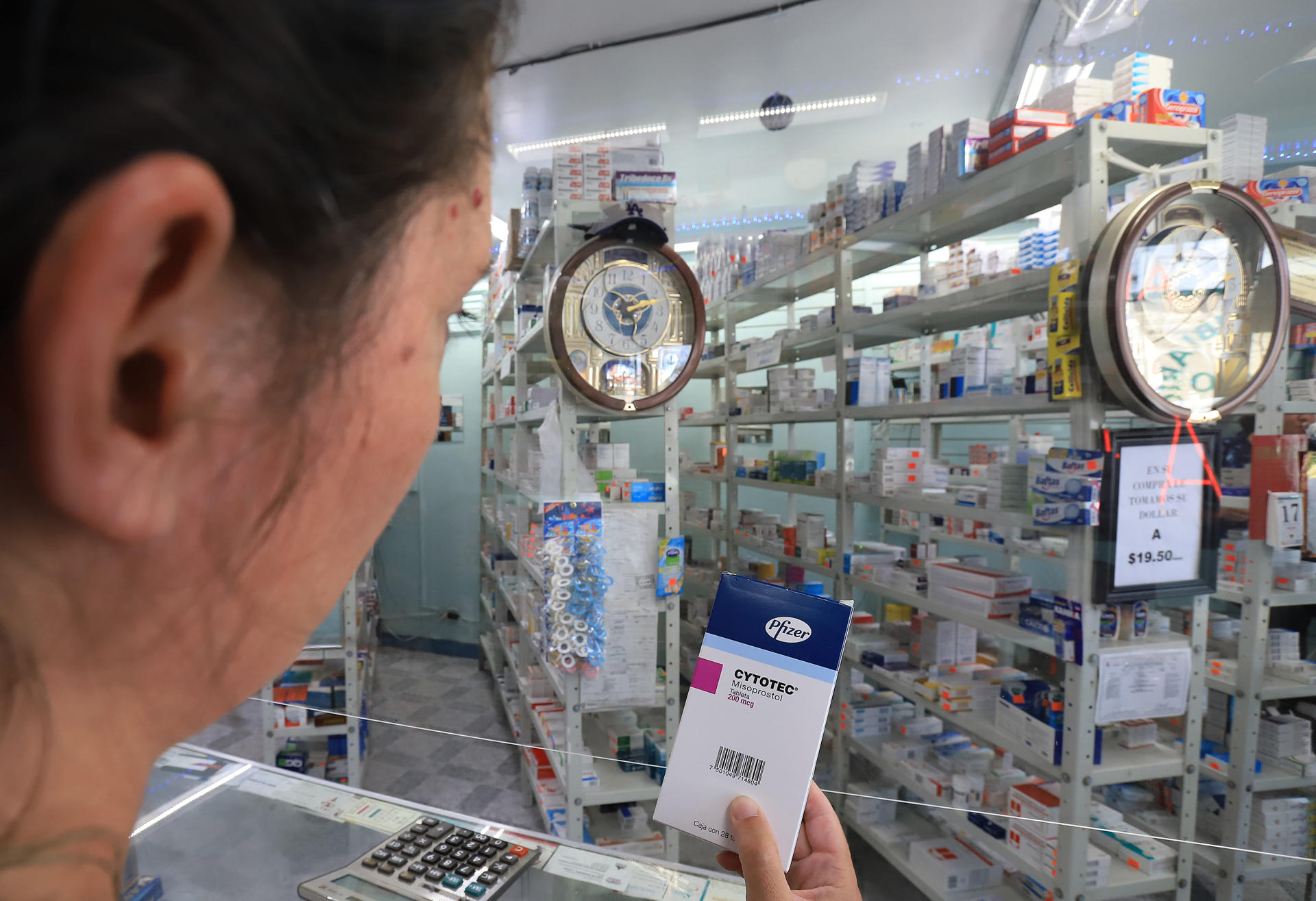 Expertos proponen modernización regulatoria para potenciar industria farmacéutica en México