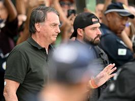 El presidente brasileño Jair Bolsonaro es enviado a prisión por riesgo de fuga