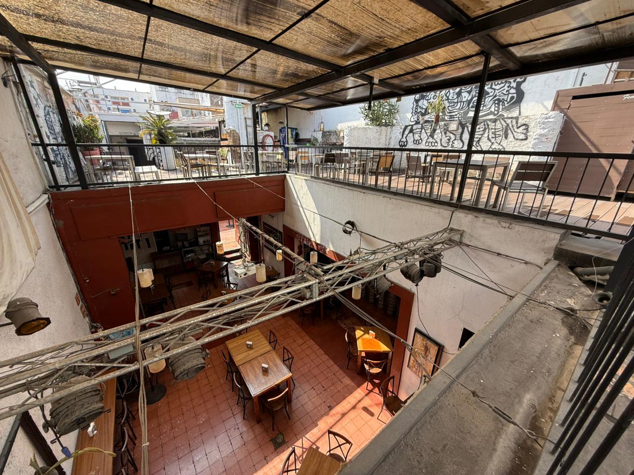 El director del Centro Cultural Bretón busca apoyo para impedir que el cierre del foro