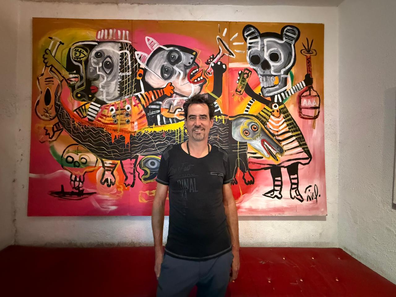 El director del Centro Cultural Bretón busca apoyo para impedir que el cierre del foro