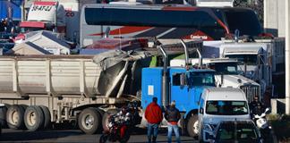 México asegura que hay atención y diálogo con transportistas pese a bloqueos en carreteras México asegura que hay atención y diálogo con transportistas pese a bloqueos en carreteras