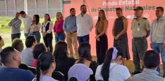 Tlajomulco por fin entrega cheques a familias afectadas por inundaciones Tlajomulco por fin entrega cheques a familias afectadas por inundaciones