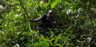 Los últimos cazadores-recolectores de Tailandia reclaman derecho a la tierra